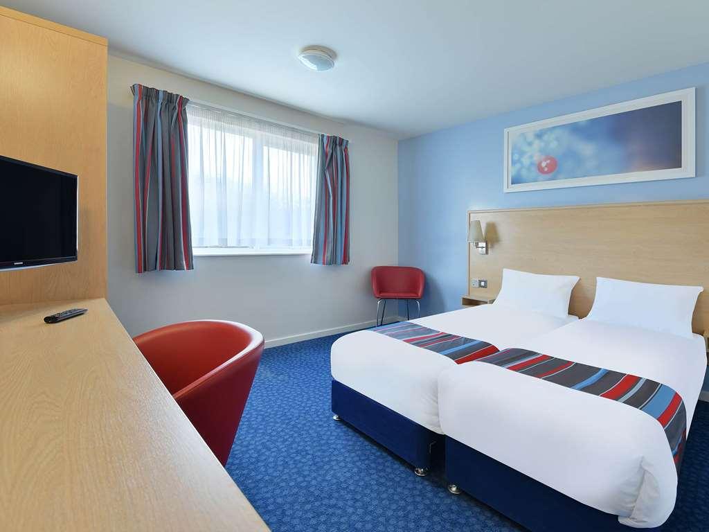 Travelodge Oswestry Pokój zdjęcie